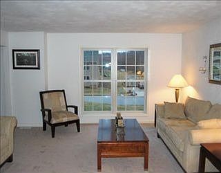 4th image of 1002 Derekton Dr