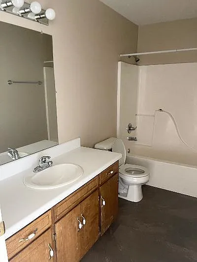 1758 Weeks Crest Cir NE — Photo 5