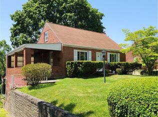 230 Lynn Dr, Pittsburgh, PA 15236