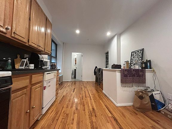 2nd image of 172 E 7th St #2E