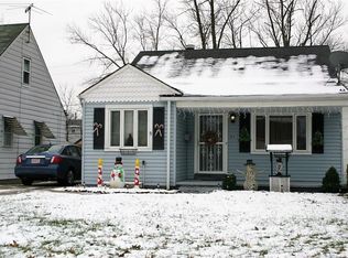 18813 Rockland Ave, Cleveland, OH 44135