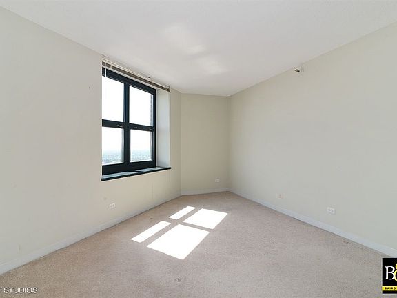 5th image of 3660 N Lake Shore Dr APT 4513