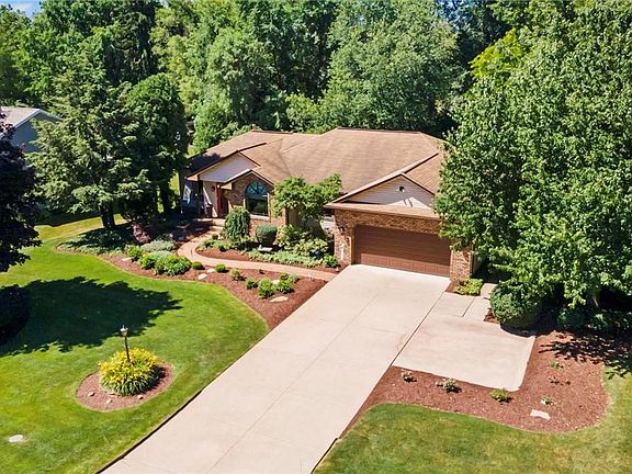 2nd image of 1684 Cedar Chase Dr