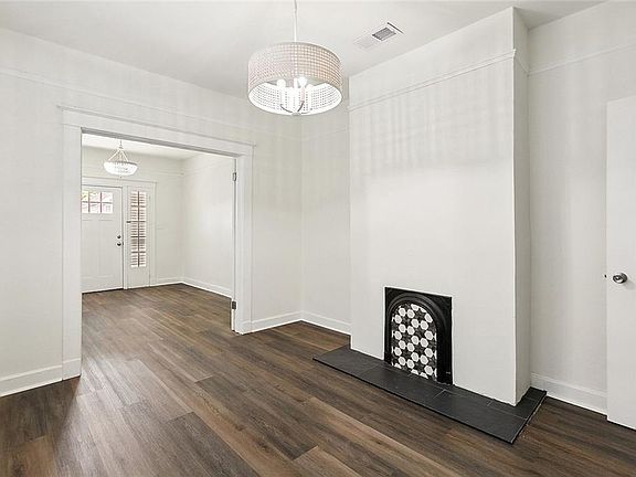 3rd image of 3038-36 Republic St