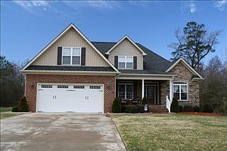 1st image of 304 Gator Dr