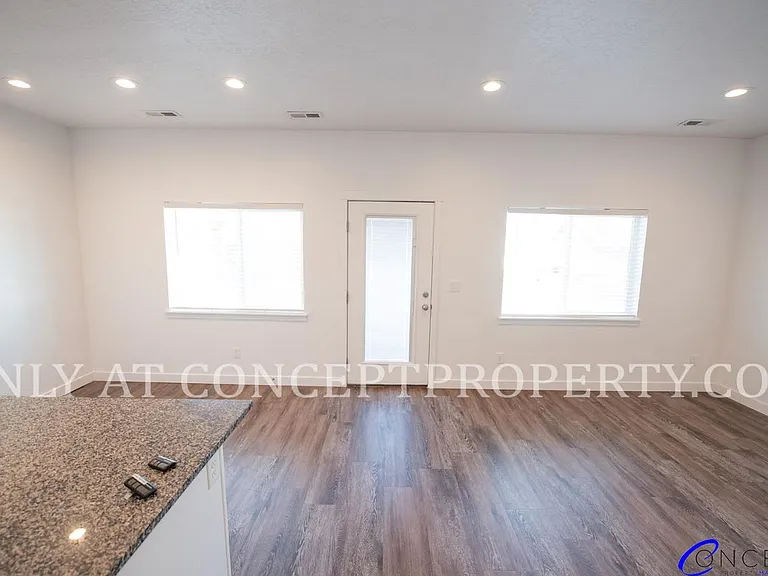 Harvest Pointe Townhomes — Photo 70