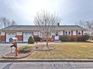 638 Arndt Rd, Easton, PA 18040