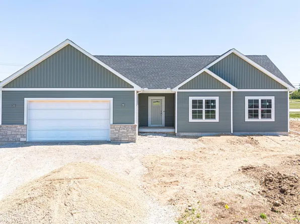 1744 E Kyle Cir, Beloit, WI 53511