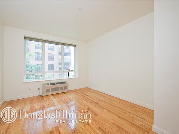 5th image of 324 E 112th St APT 2B