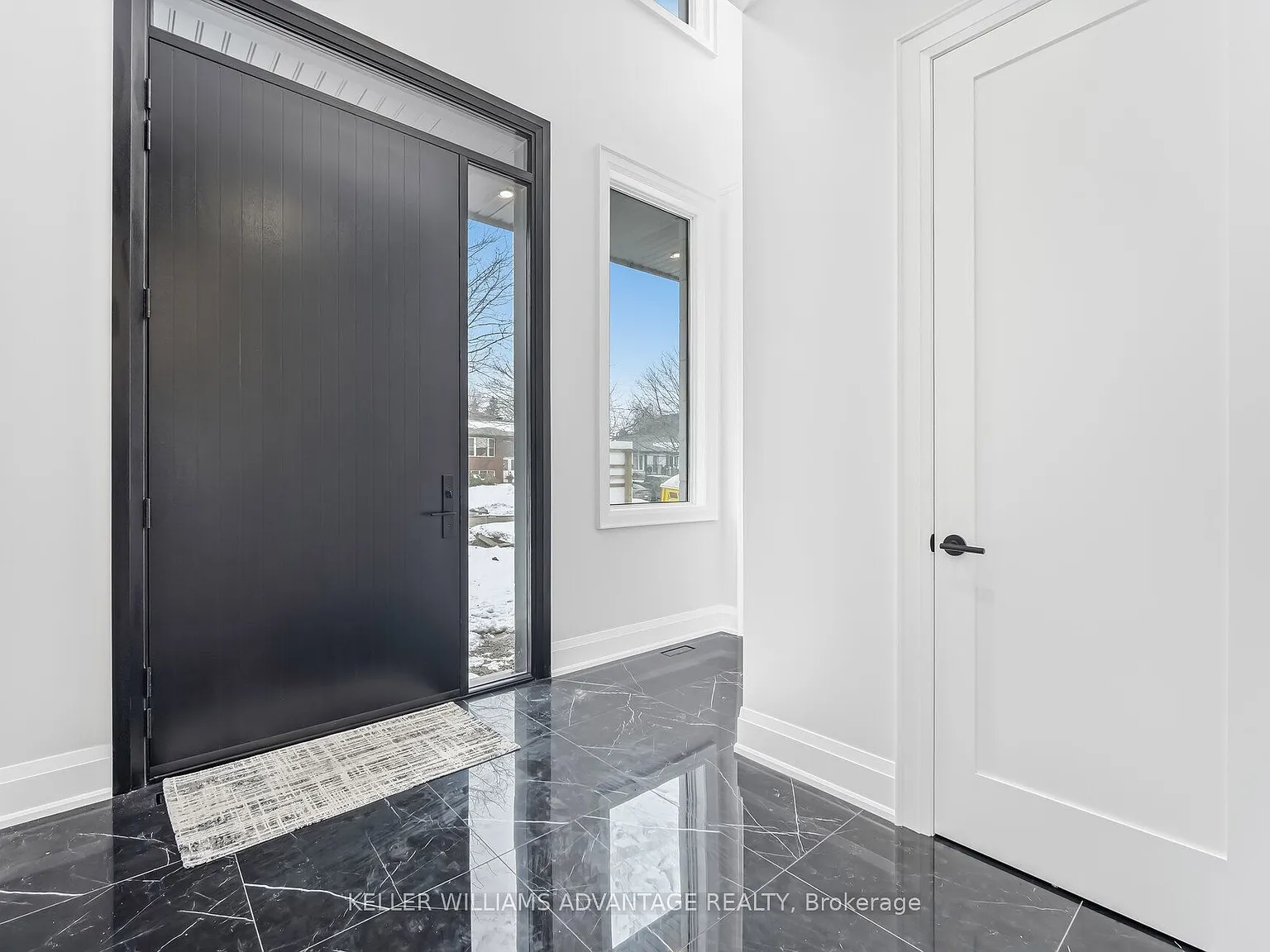 5 bed, $8,000 — Photo 2