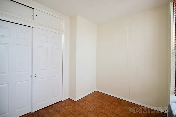 Rented by Compass | media 25