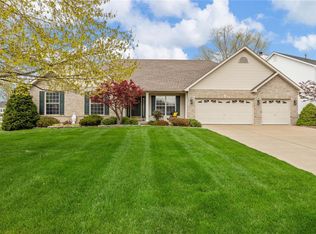 961 Green Briar Hills Dr, O'Fallon, MO 63366