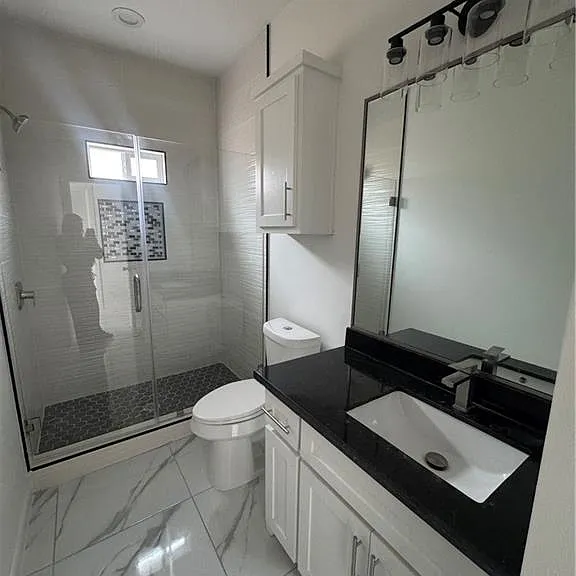 2605 W Bliss St #3 — Photo 3