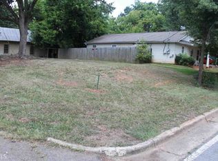 17 Ray St, Newnan, GA 30263