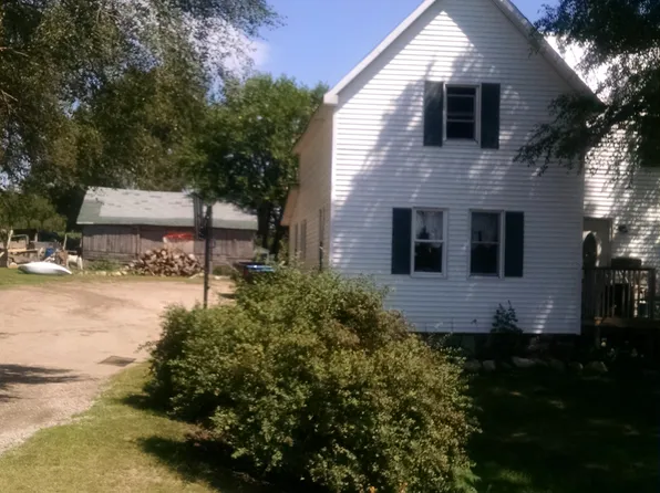 992 E Polk Rd, Hart, MI 49420