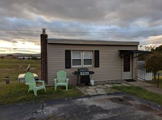 132 N Main St, Manchester, PA 17345