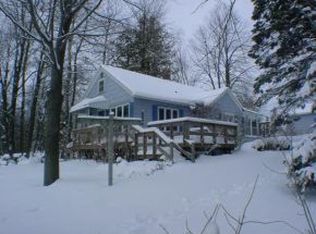 W3097 Balsam Rd, Cecil, WI 54111