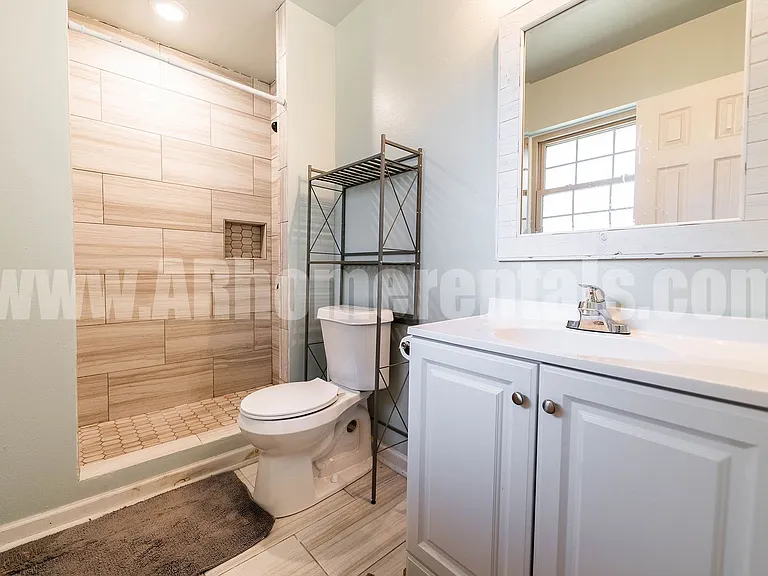 600 S Davis St — Photo 15