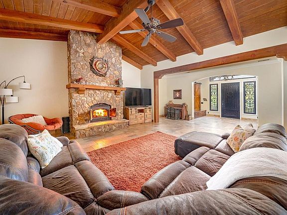 4th image of 11782 Betsworth Rd