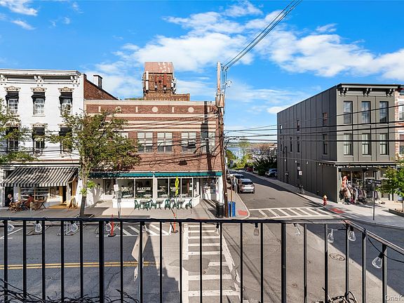3rd image of 50 N Broadway #11