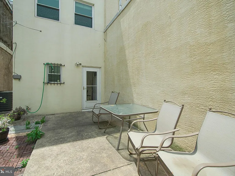 2619 South St #3 — Photo 20