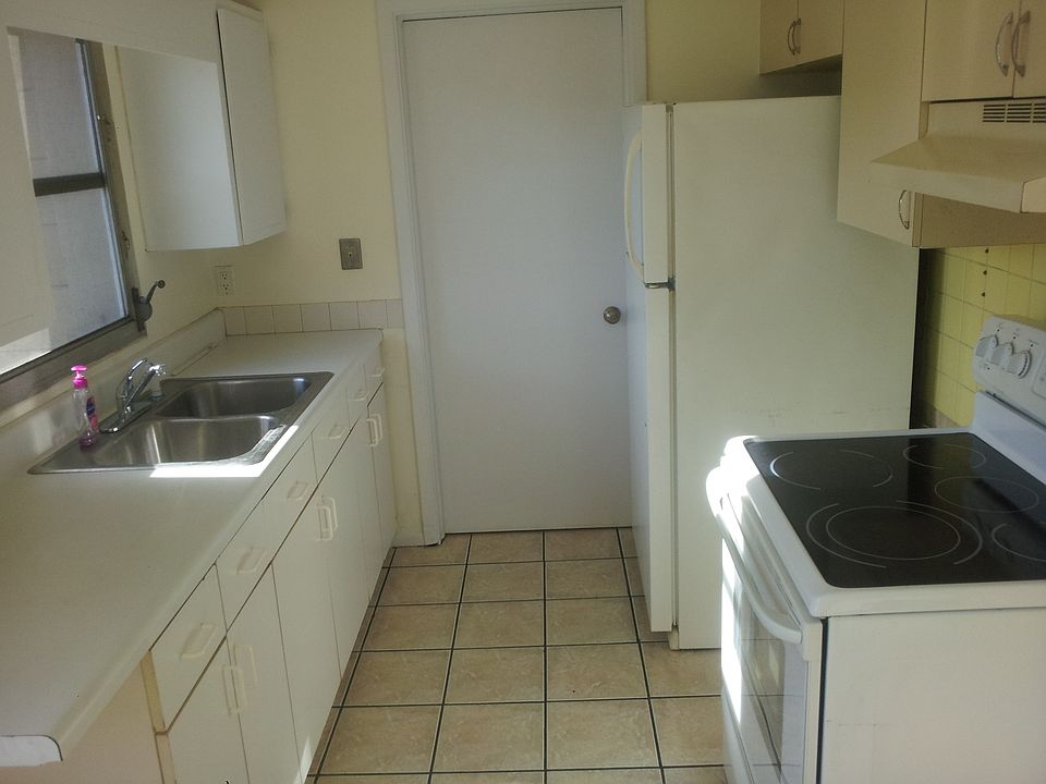 2nd image of 9541 49th Way