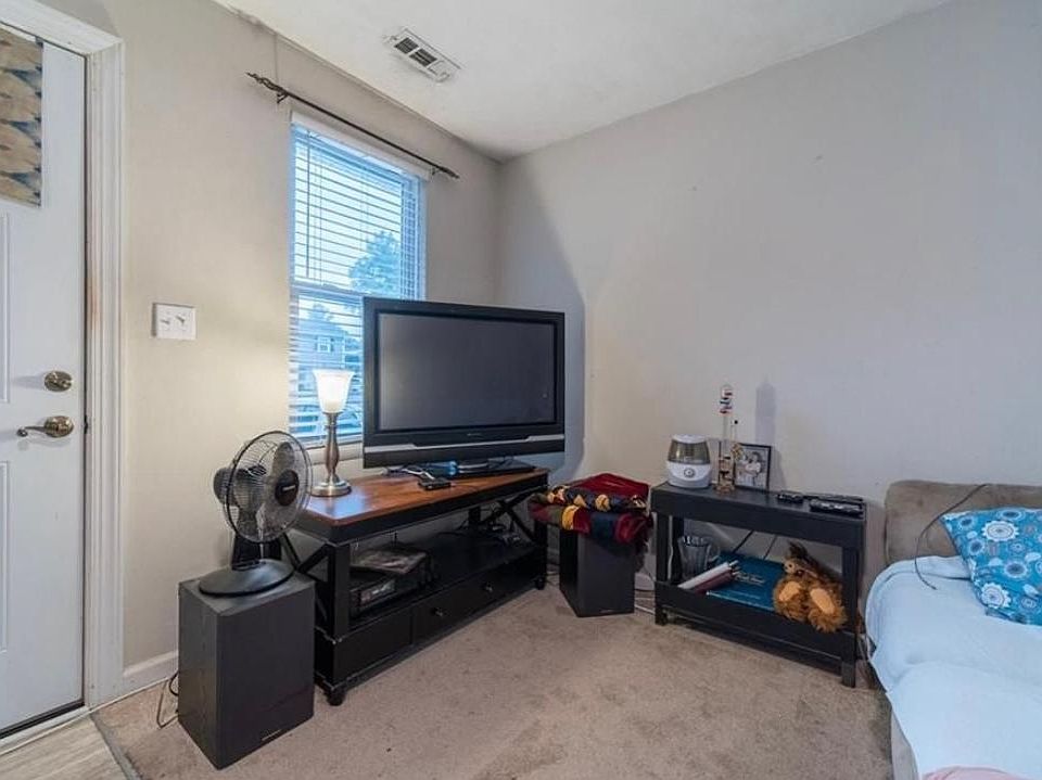 1st image of 3053 Capital Hill Ln #B