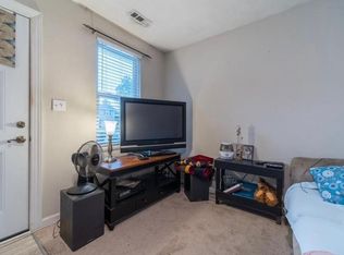 3053 Capital Hill Ln #B, Virginia Beach, VA 23452