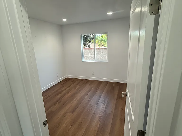 11249 Dalwood Ave — Photo 7