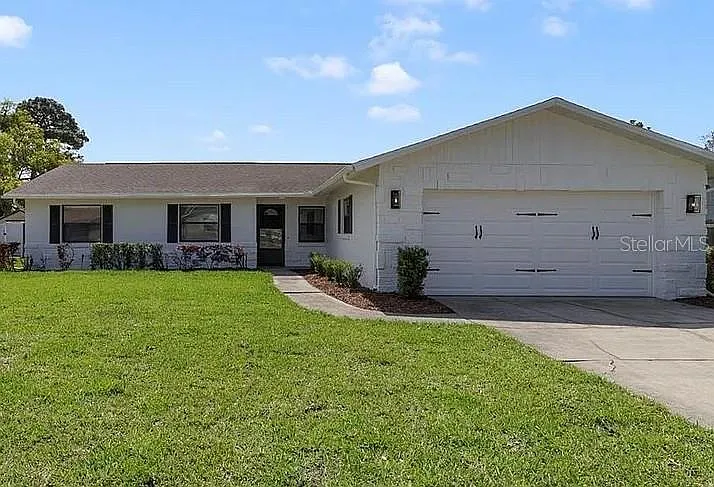 5418 Ardmore Dr — Photo 1