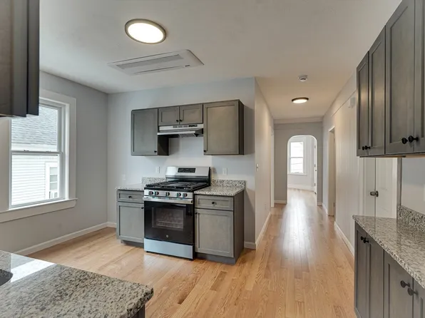 24 Dunlap St, Salem, MA 01970