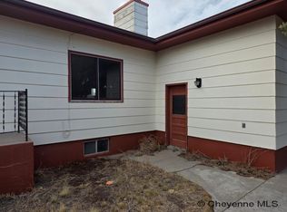 221 Cactus Dr, Torrington, WY 82240