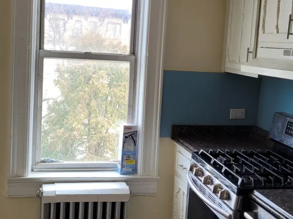 463 43rd Street image 7 of 13