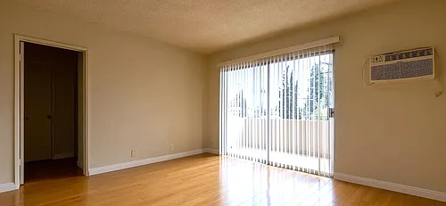 6255 Fulton Ave #15 Photo 1