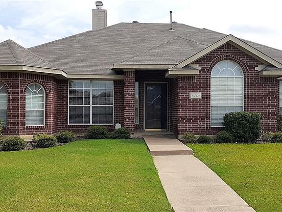 2nd image of 1416 Paula Ln #1416