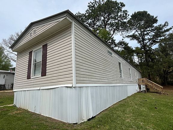 3rd image of 14142 Lorraine Rd #93