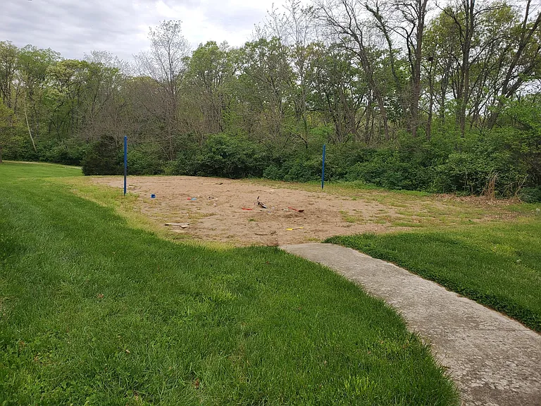 650 Huntridge Dr — Photo 24