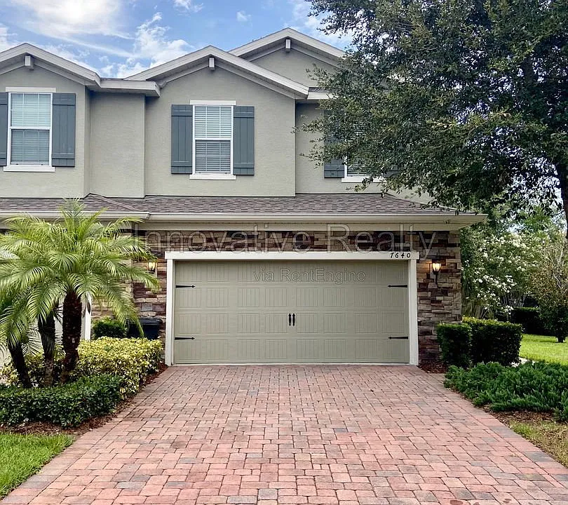 7640 Aloma Pines Ct