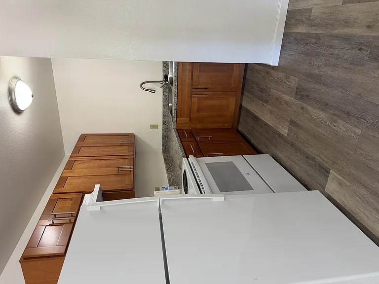 The Waterfront Apartments at Kahului — Photo 16