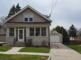 218 N Maple St, Watertown, WI 53094