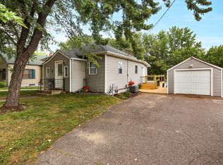 26 Riverside Ave S, Sartell, MN 56377