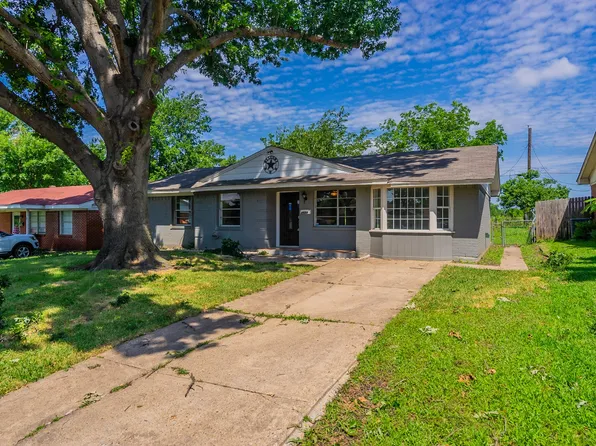 2533 Vickie St, Mesquite, TX 75149