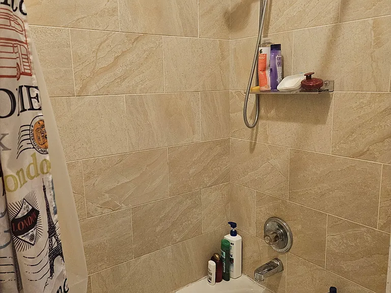 826 Kearny Ave #4 — Photo 7