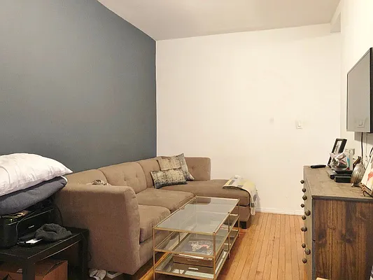 Rented by Best Apartments North Inc | media 32