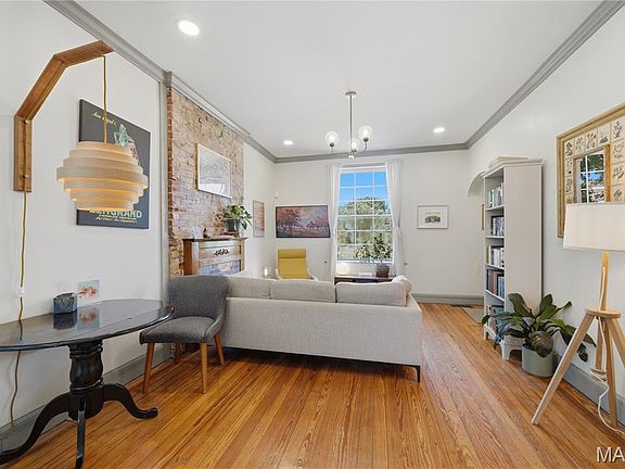 5th image of 3524 Grace Ave