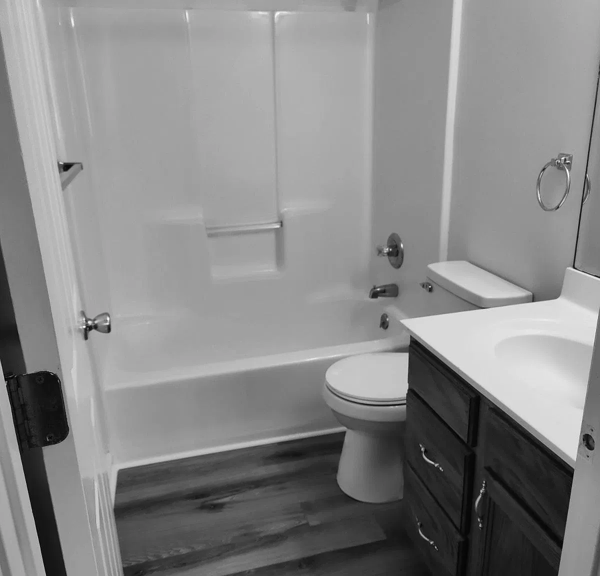 423 S Main St — Photo 2