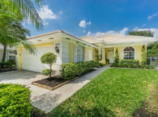 8572 Beaconhill Rd, Palm Beach Gardens, FL 33410