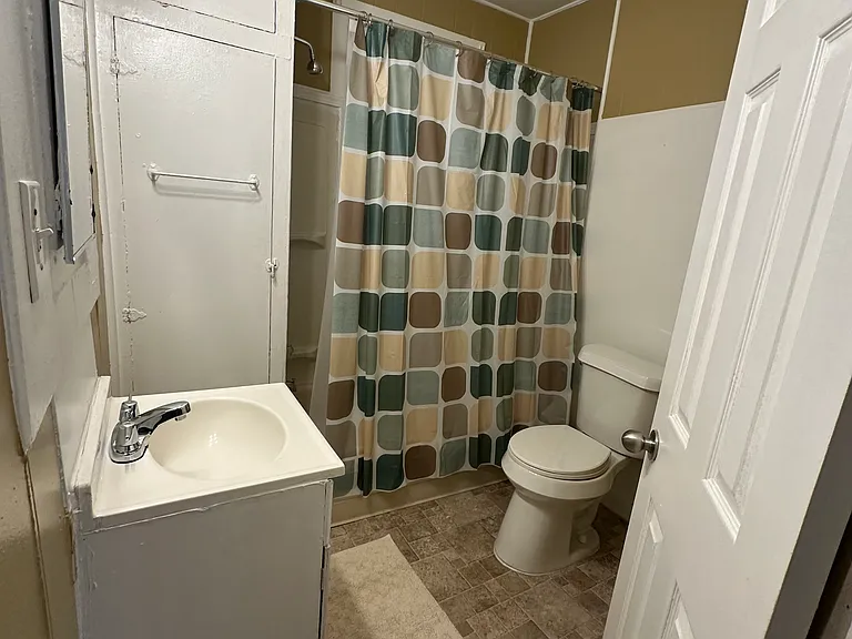 41 Ridge St #1 — Photo 13