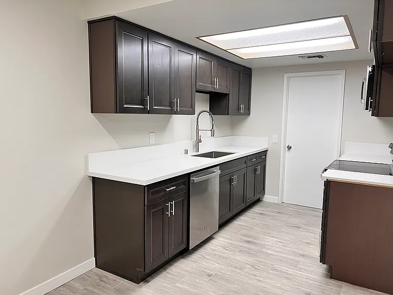 2640 N D St #2 — Photo 8