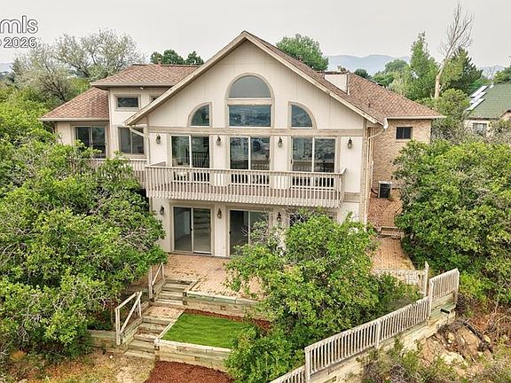 2nd image of 110 Sunbird Cliffs Ln